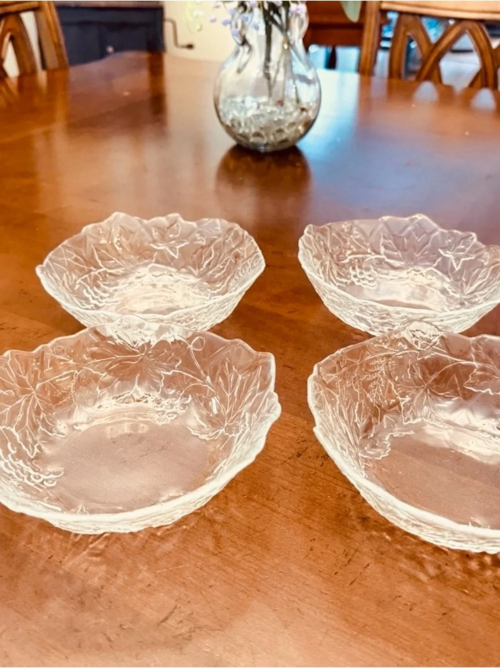 Leaf-Embossed Glass Dessert Bowls - Clear Set of 4